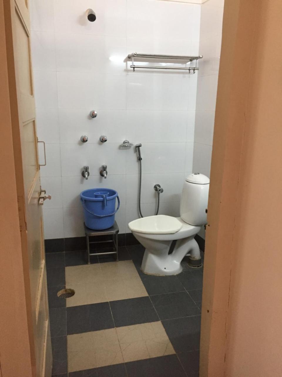 Hotel Satkar Cafeteria Belgaum Exteriör bild