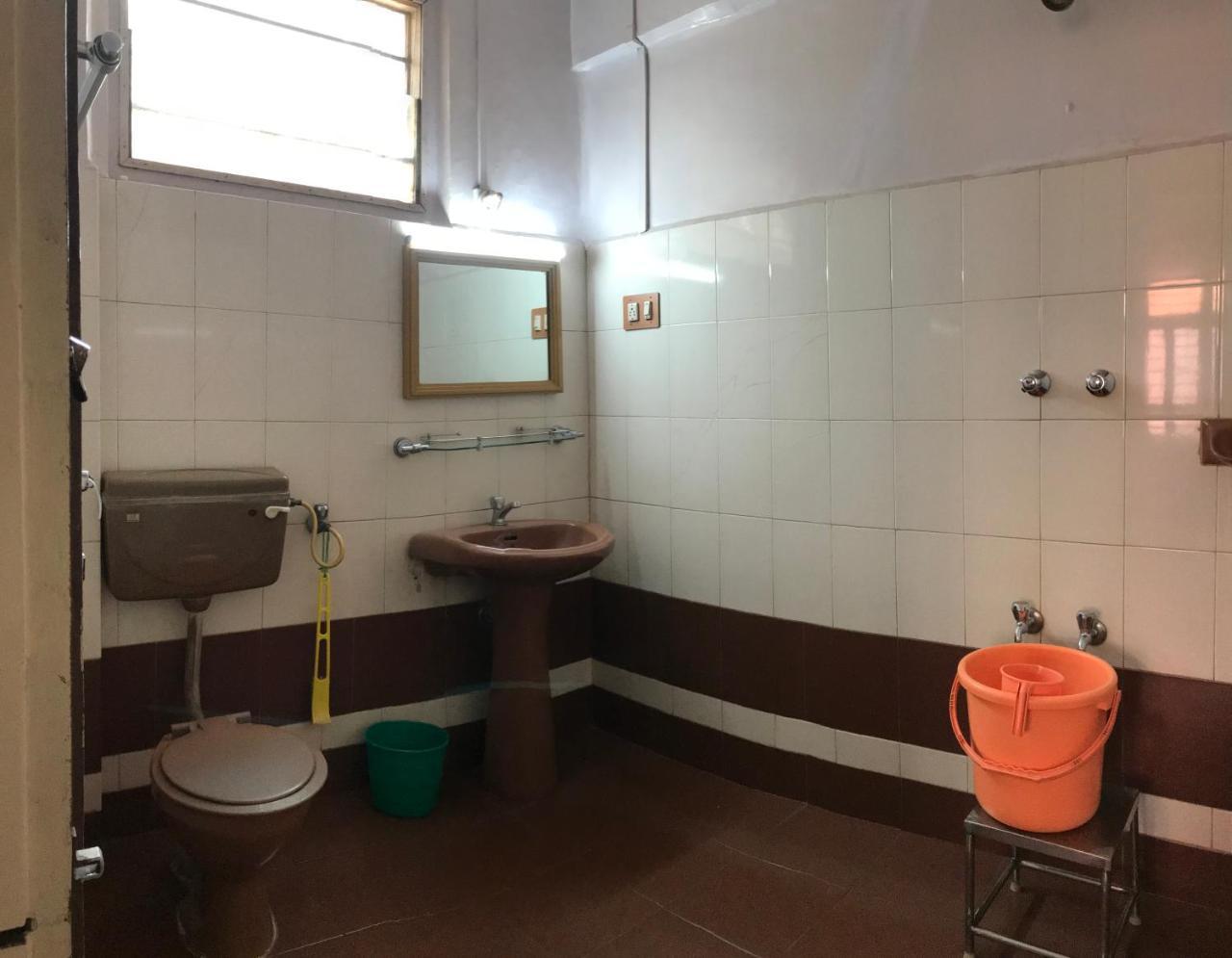 Hotel Satkar Cafeteria Belgaum Exteriör bild